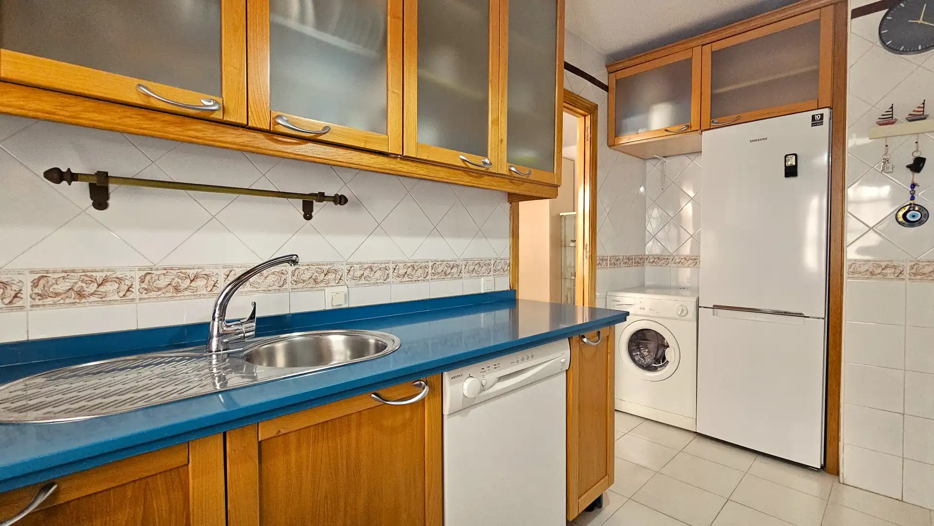 Cuina de Casa o xalet en venda en Espartinas amb Aire condicionat, Calefacció i Traster