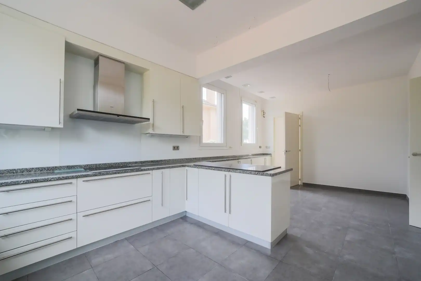 Kitchen of Houses for rent in Madrid  with Air Conditioner, Heating and Private garden