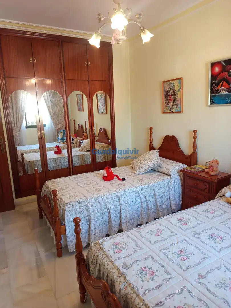 Chalet con piscina en venta en Cerros de Montequinto, imagen 69