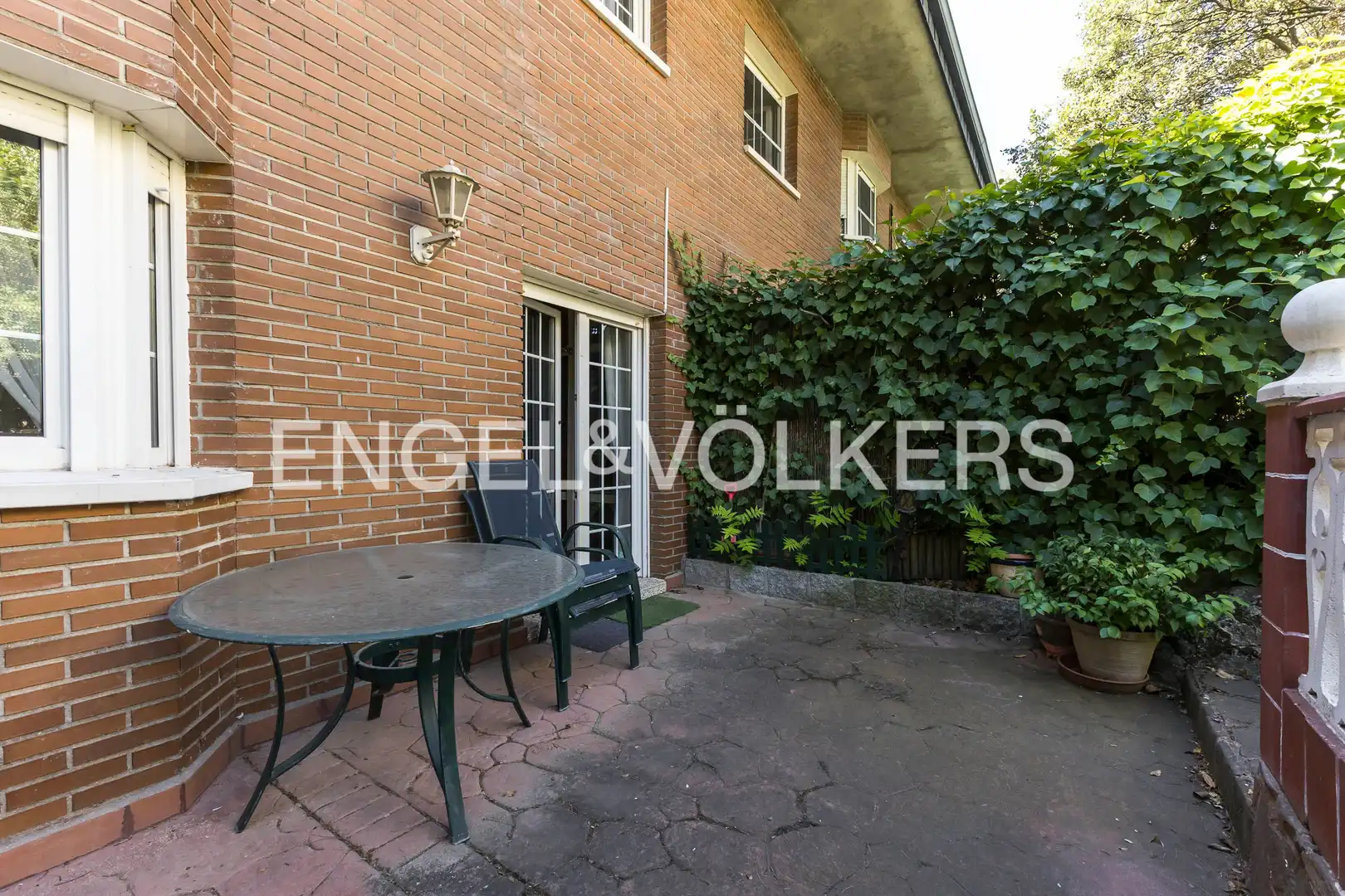 Terrace of Detached homes for rent in Torrelodones  with Heating