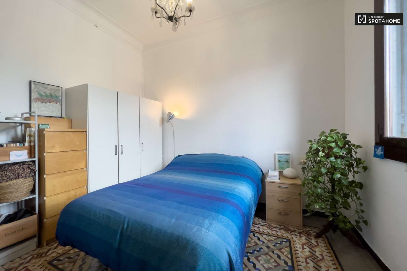 Habitación de Piso para compartir en  Barcelona Capital con Aire acondicionado, Calefacción y Terraza