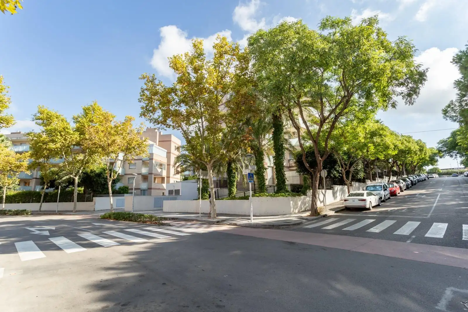Außenansicht von Wohnung zum Verkauf in Salou mit Klimaanlage, Privatgarten und Terrasse