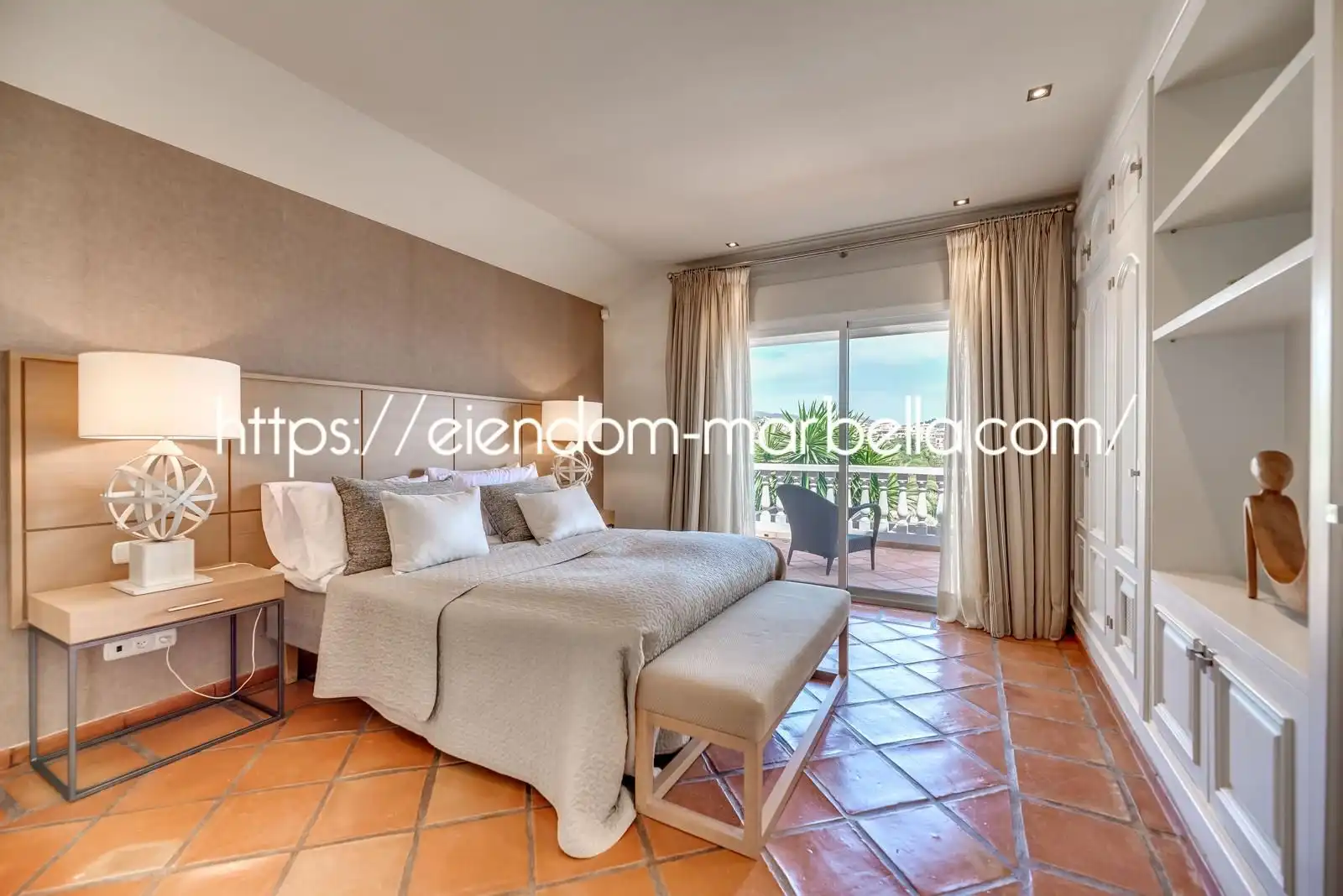 Chalet con piscina en venta en Elviria - Cabopino, imagen 32