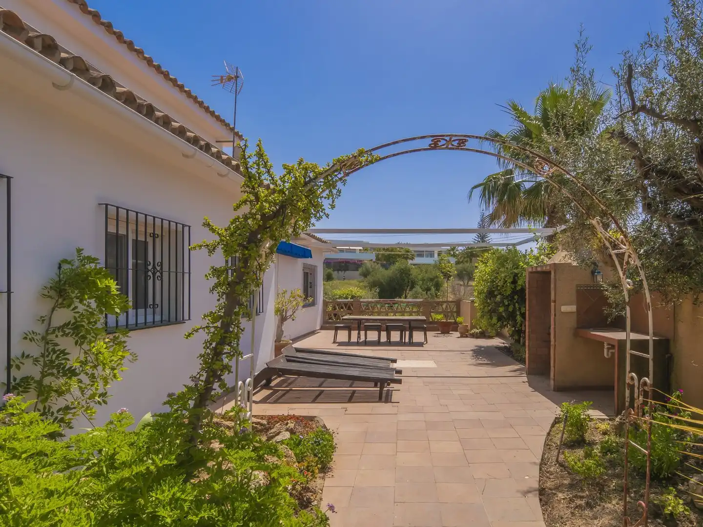 Chalet en venta en Carretera Nacional N-340, imagen 2