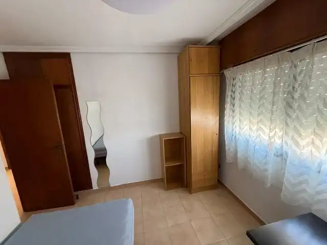Habitación de Piso de alquiler en Murcia con Aire acondicionado y Amueblado