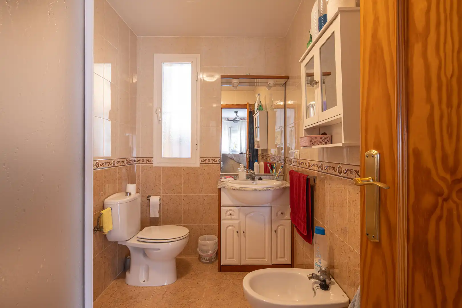 Baño de Casa adosada en venta en Cenes de la Vega con Aire acondicionado, Calefacción y Terraza