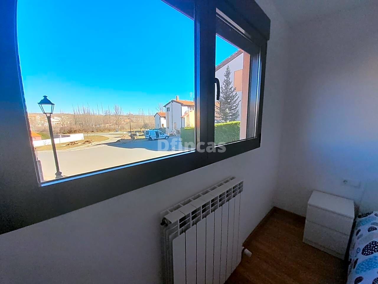 Estudi en venda a El mas, Cedrillas