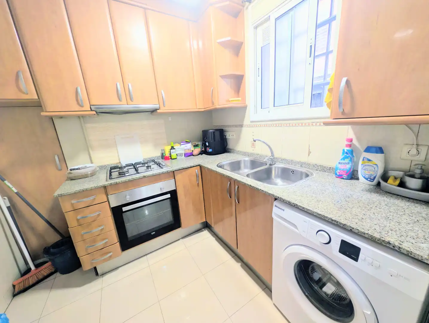 Cocina de Planta baja en venta en Barcelona