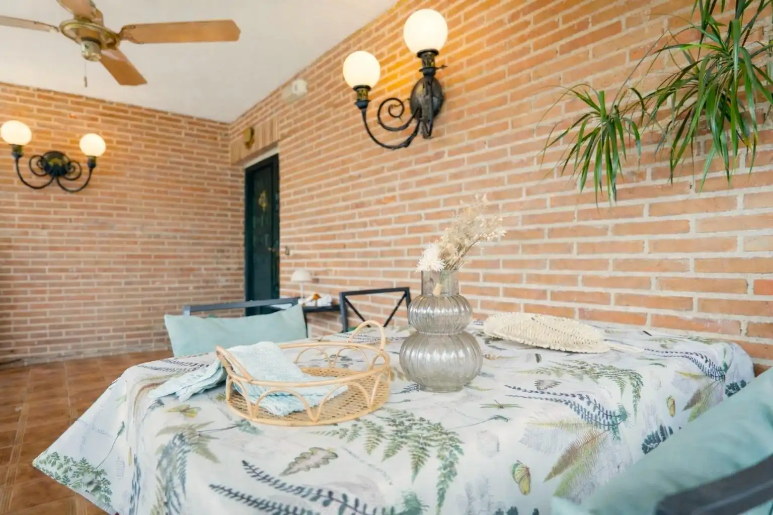 Terraza de Casa o chalet en venta en Torrelodones con Calefacción, Jardín privado y Terraza