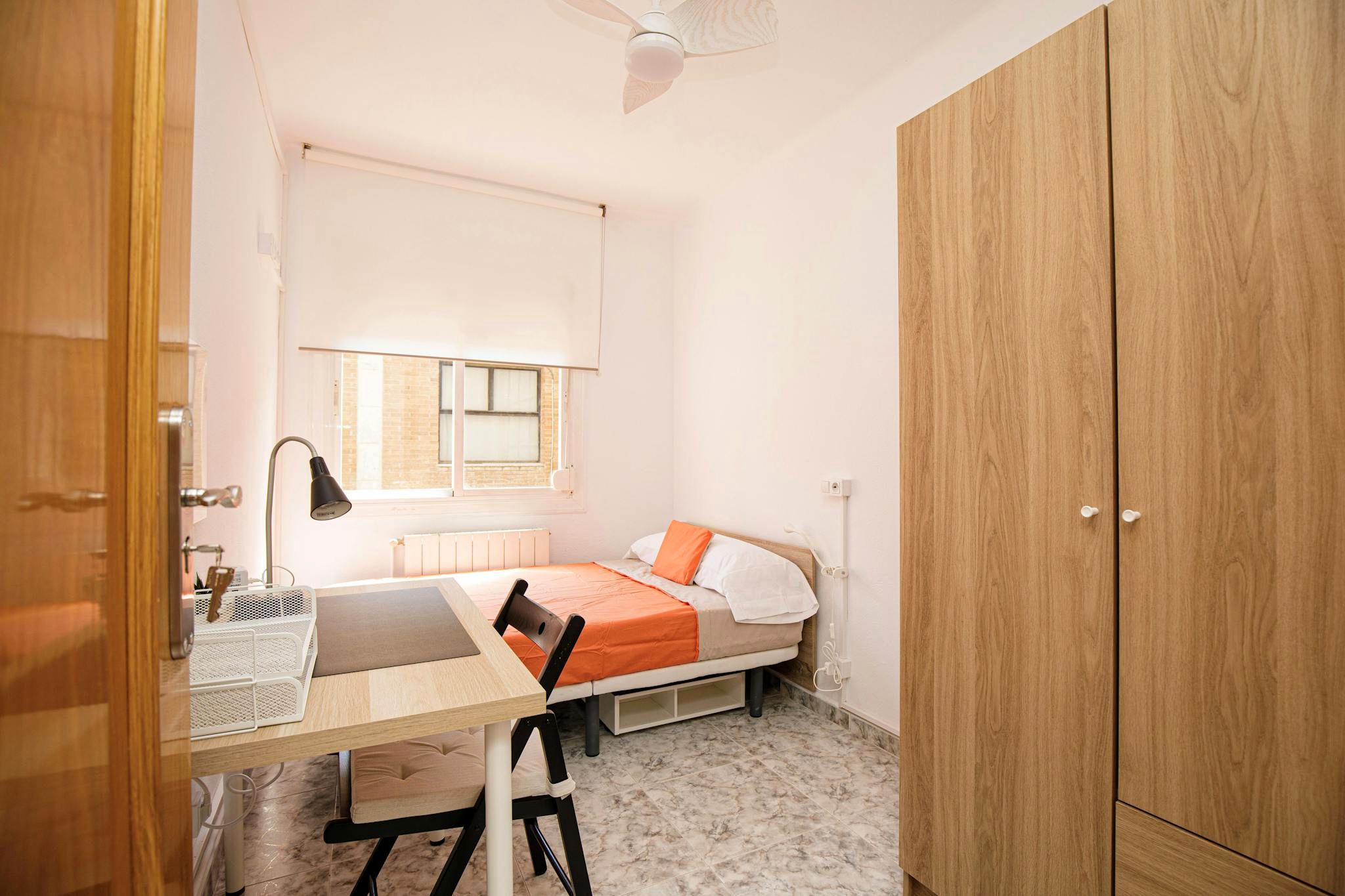 Bedroom of Flat to share in Badalona  with Heating, Furnished and Washing machine