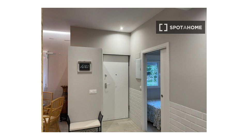 Bedroom of Flat to rent in  Madrid Capital  with Air Conditioner, Heating and Furnished