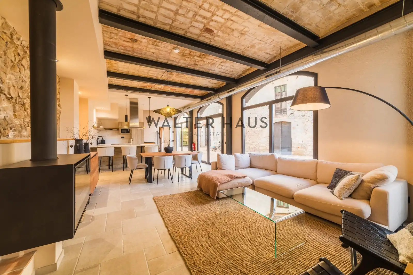 Sala de estar de Finca rústica en venta en Santa Cristina d'Aro con Calefacción, Jardín privado y Parquet