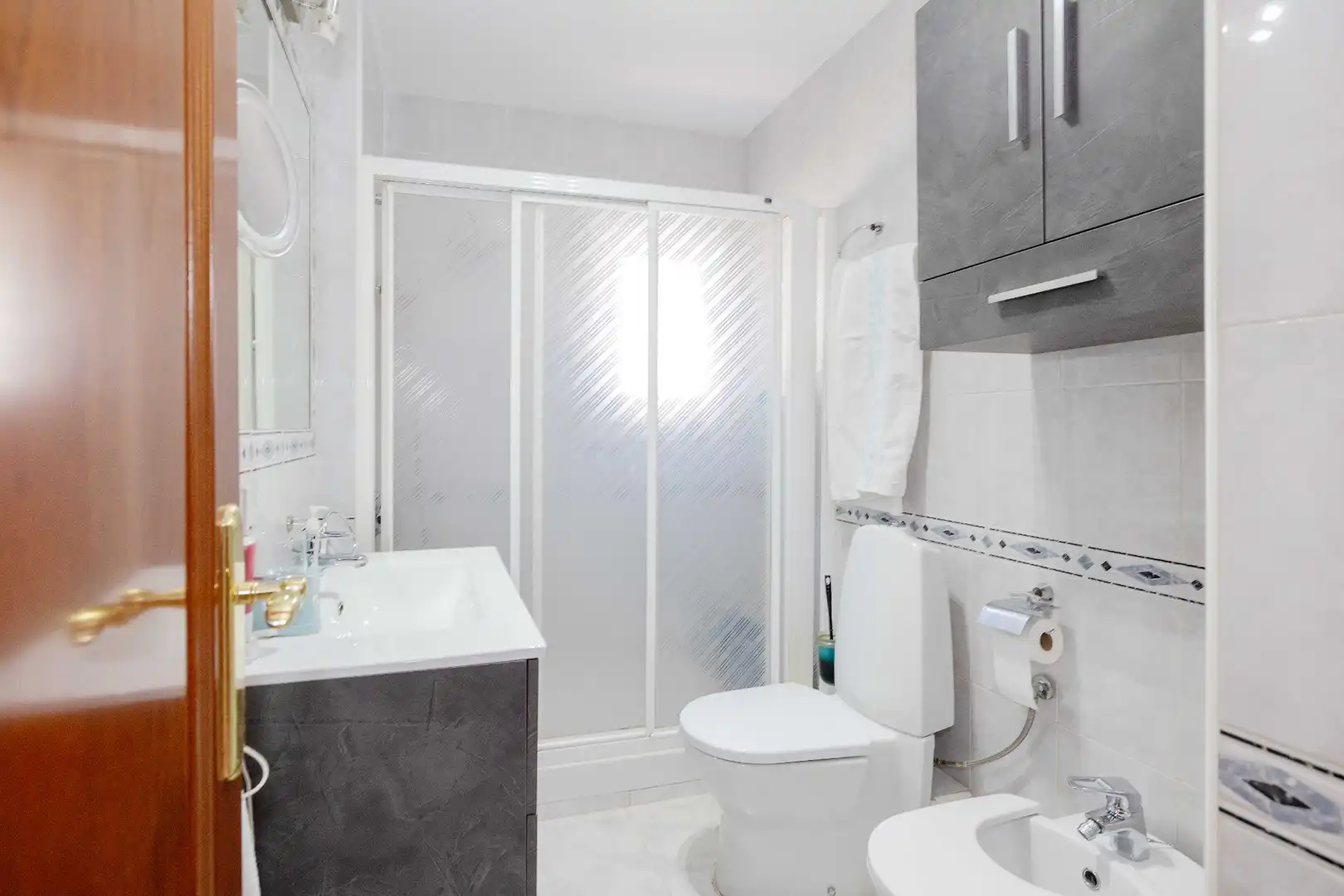 Bany de Casa o xalet en venda en Málaga amb Aire condicionat, Calefacció i Jardí privat