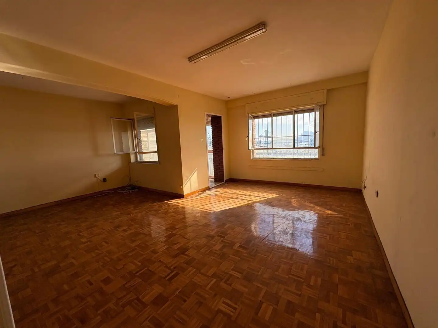 Sala d'estar de Pis en venda en La Reconquista - El Rosario 