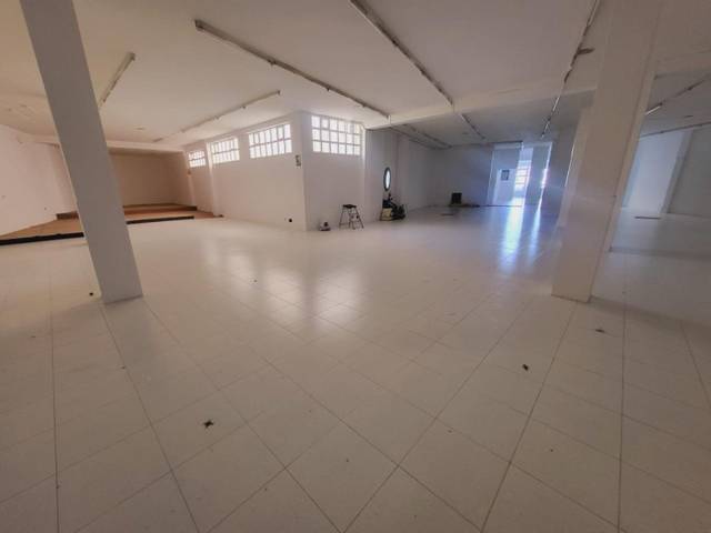 Local comercial en Alquiler en Ribeira - Rua Galicia en Santa Uxía de Ribeira