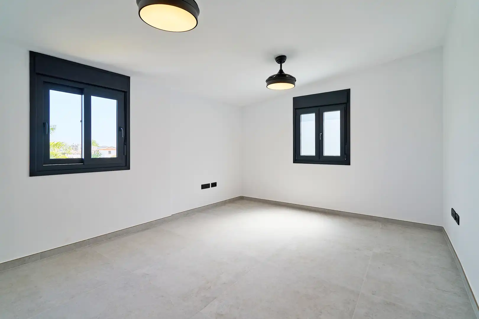 Haus oder Chalet zum Verkauf in Mijas mit Heizung, Privatgarten und Terrasse