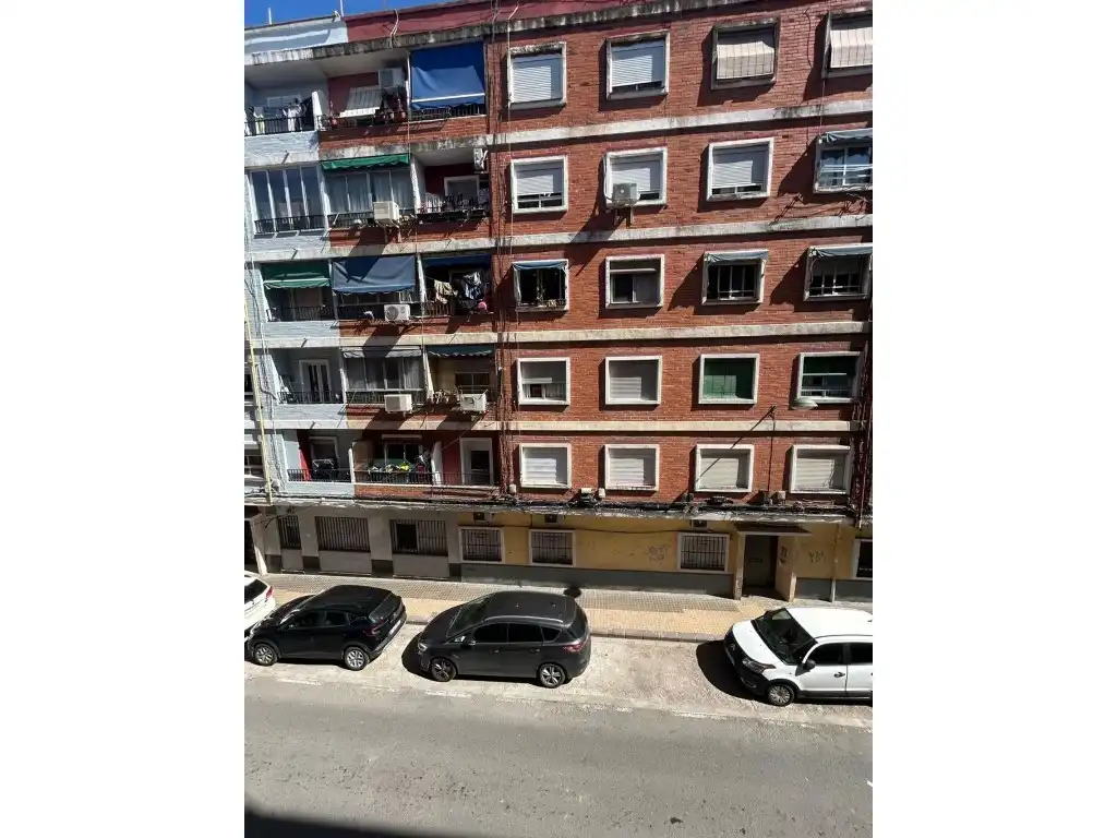 Vista exterior de Casa o xalet en venda en Valencia amb Aire condicionat