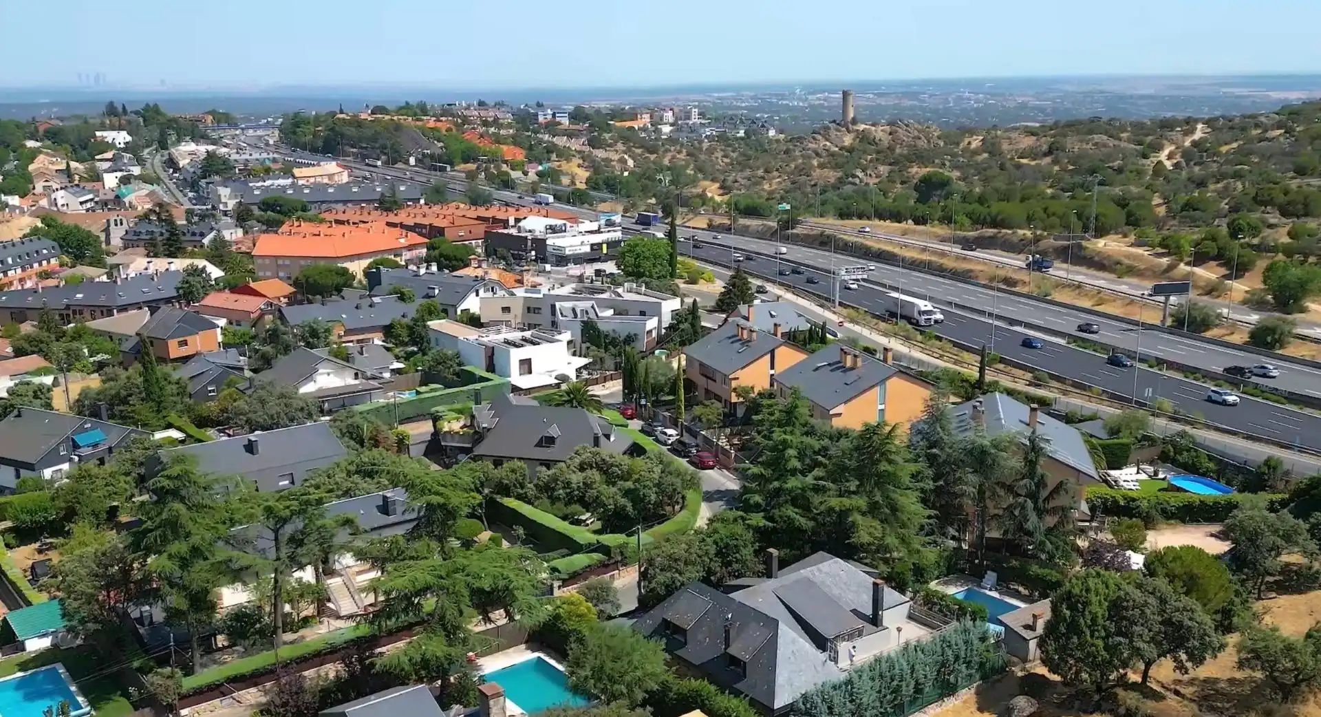 Detached house with terrace for sale in Los Ángeles - Jarandilla