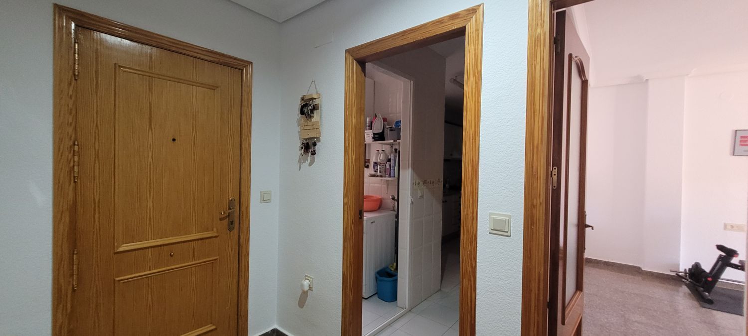 Pis en venda en  Albacete Capital amb Aire condicionat, Calefacció i Terrassa
