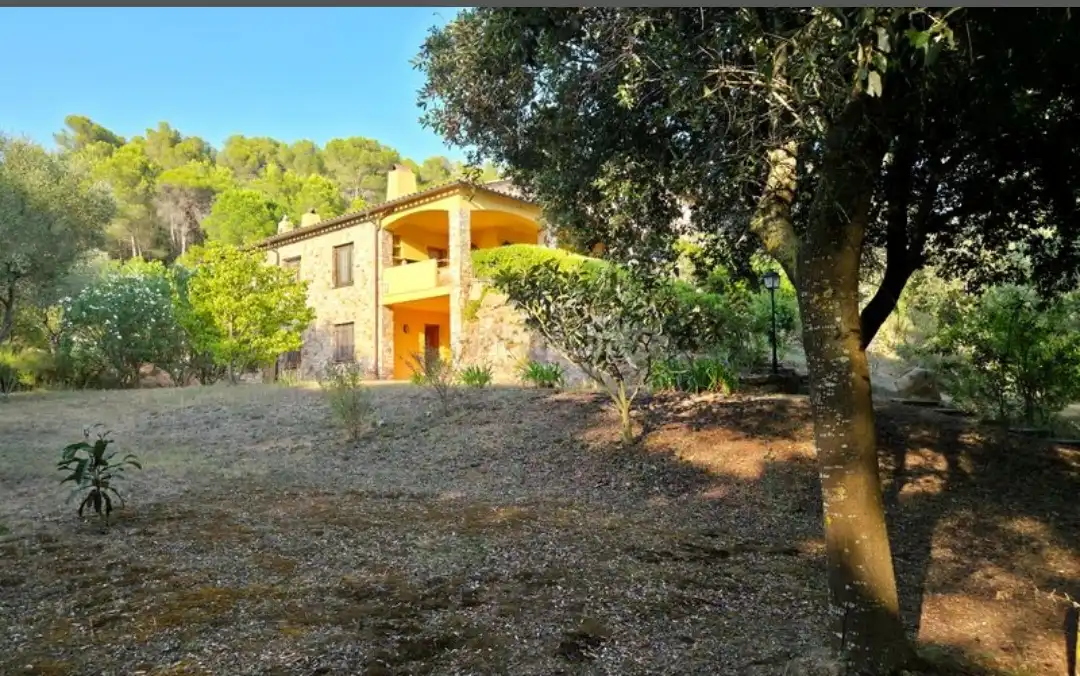 Vista exterior de Apartamento de alquiler en Regencós con Aire acondicionado, Calefacción y Jardín privado