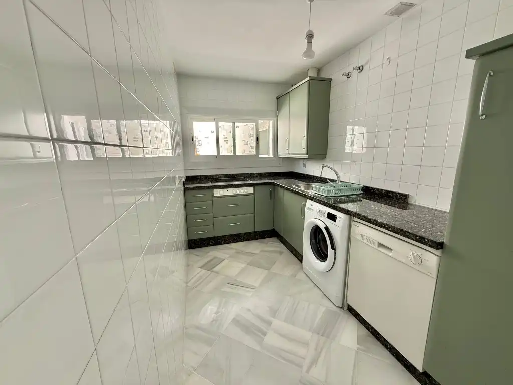 Küche von Wohnung zum Verkauf in Cádiz