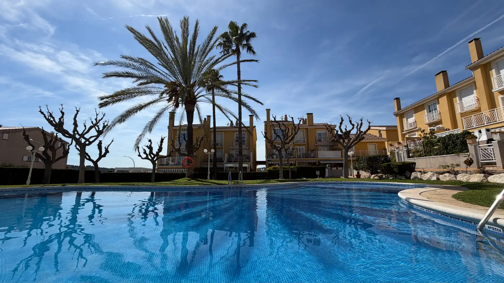 Piscina de Casa adosada en venta en Altafulla con Aire acondicionado, Terraza y Trastero