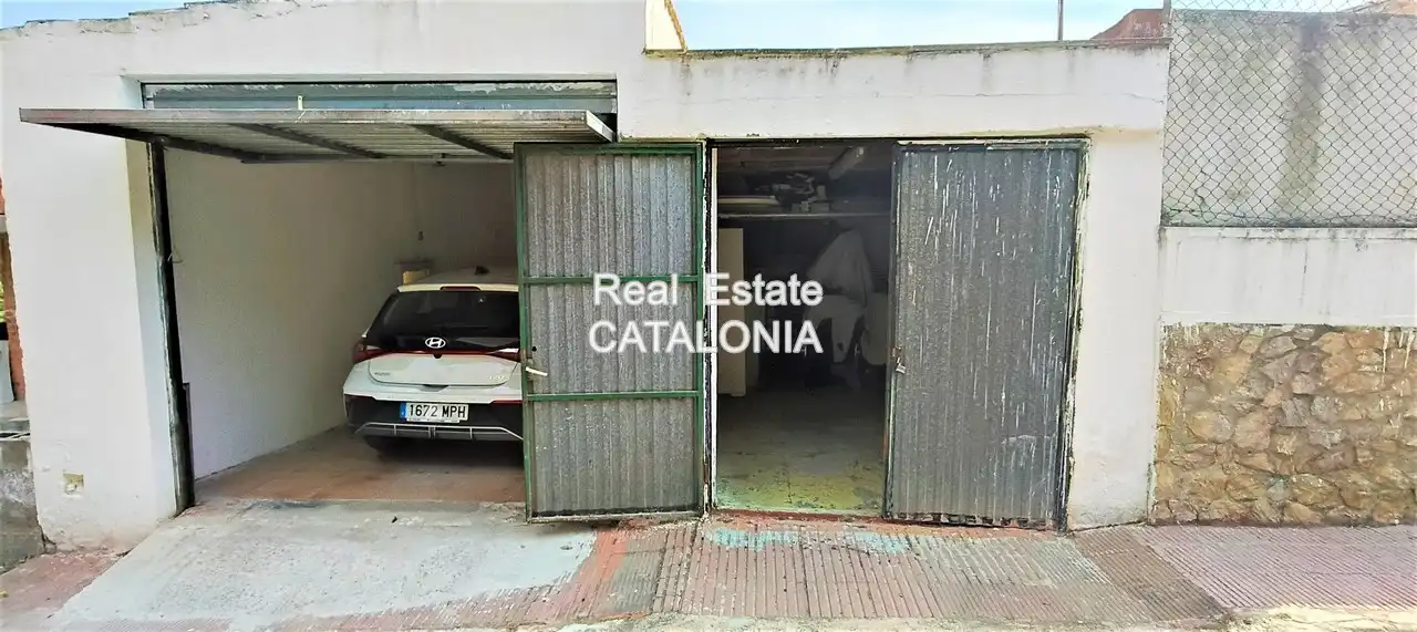 Vista exterior de Casa o xalet en venda en Lloret de Mar amb Calefacció, Jardí privat i Terrassa