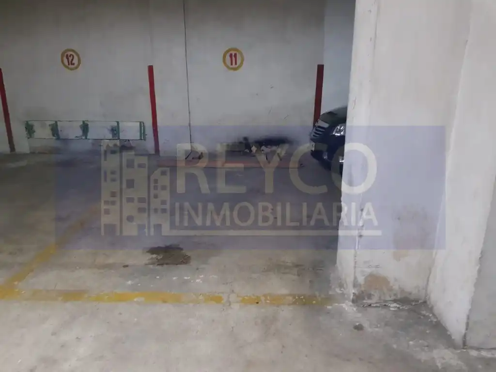 Parcheggio in vendita a Avenida La Rioja, imagen 3