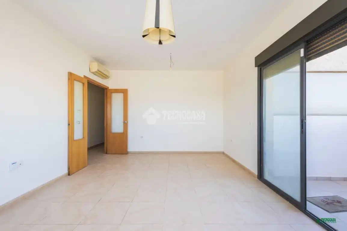 Piso en venta en Costacabana - Loma Cabrera