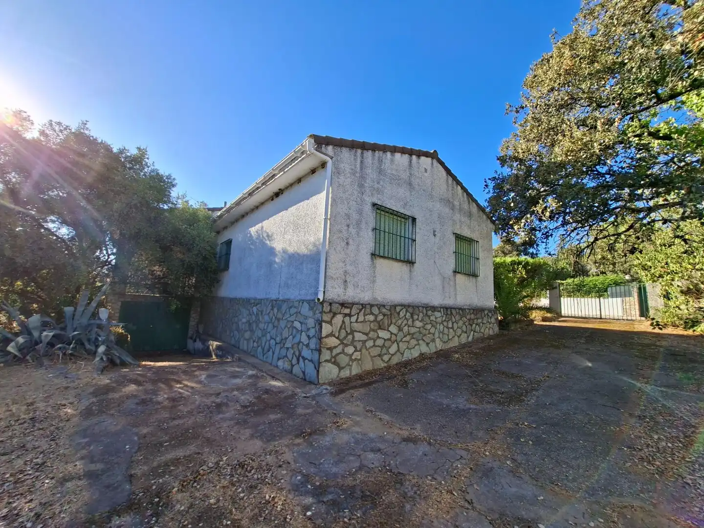 Vista exterior de Casa o chalet en venta en Guillena con Aire acondicionado, Jardín privado y Terraza