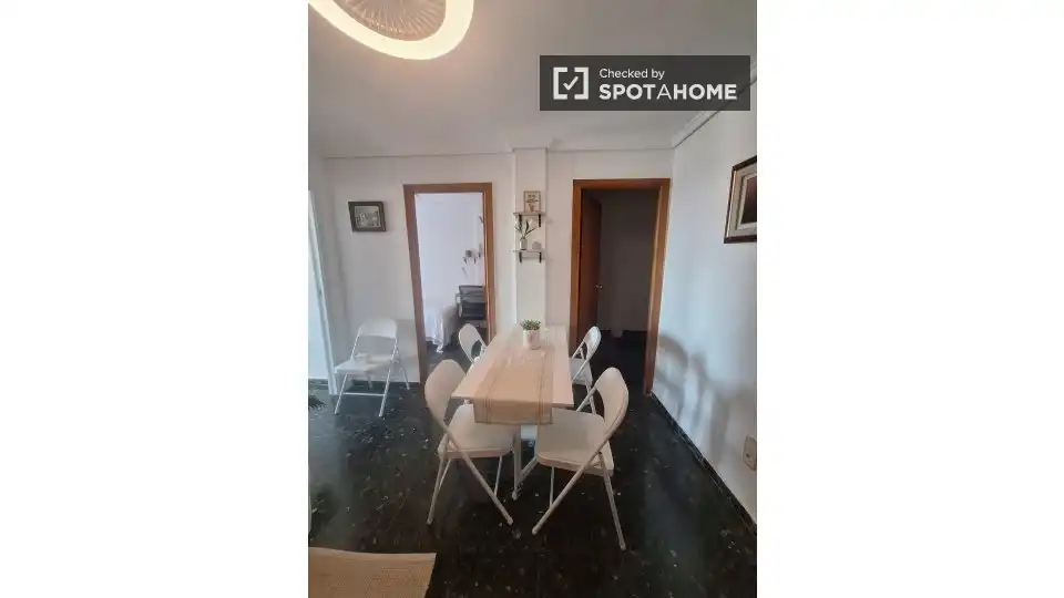 Dining room of Flat for rent in Moncada  with Air Conditioner, Heating and Furnished
