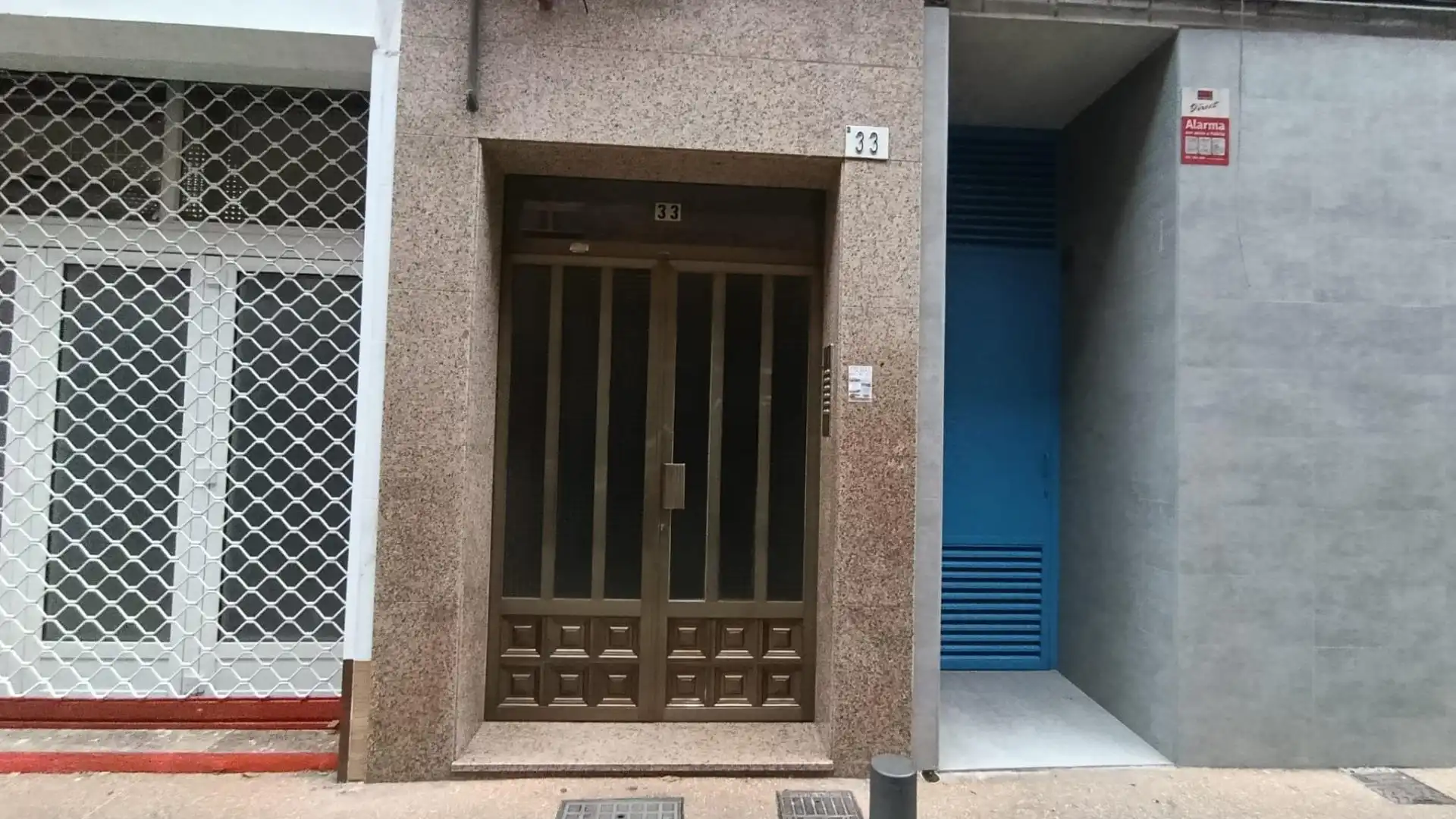 Vista exterior de Piso en venta en Gijón 