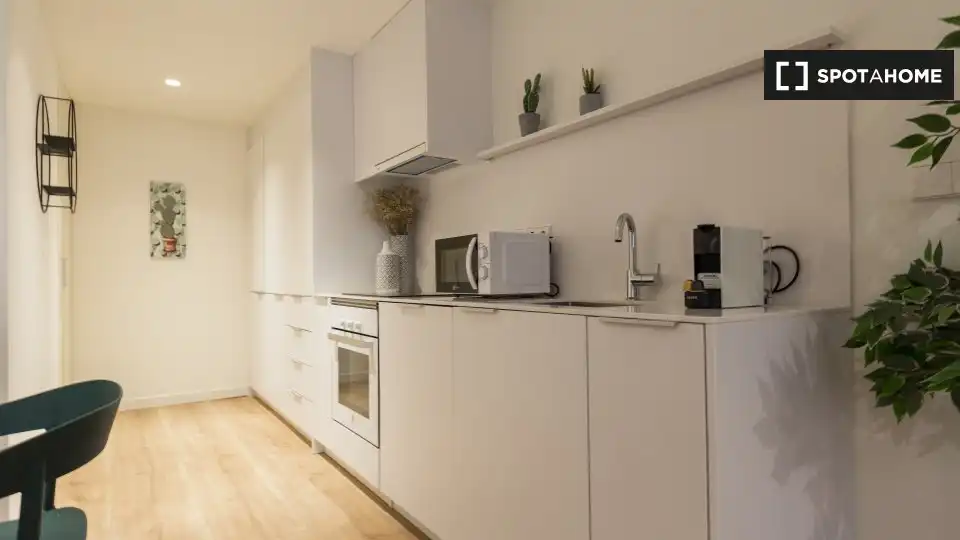 Habitació a Sant Pere, Sta. Caterina i la Ribera