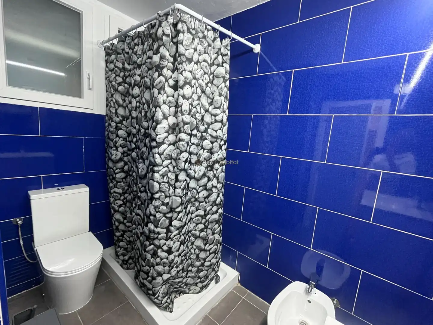 Baño de Piso de alquiler en Elda con Balcón