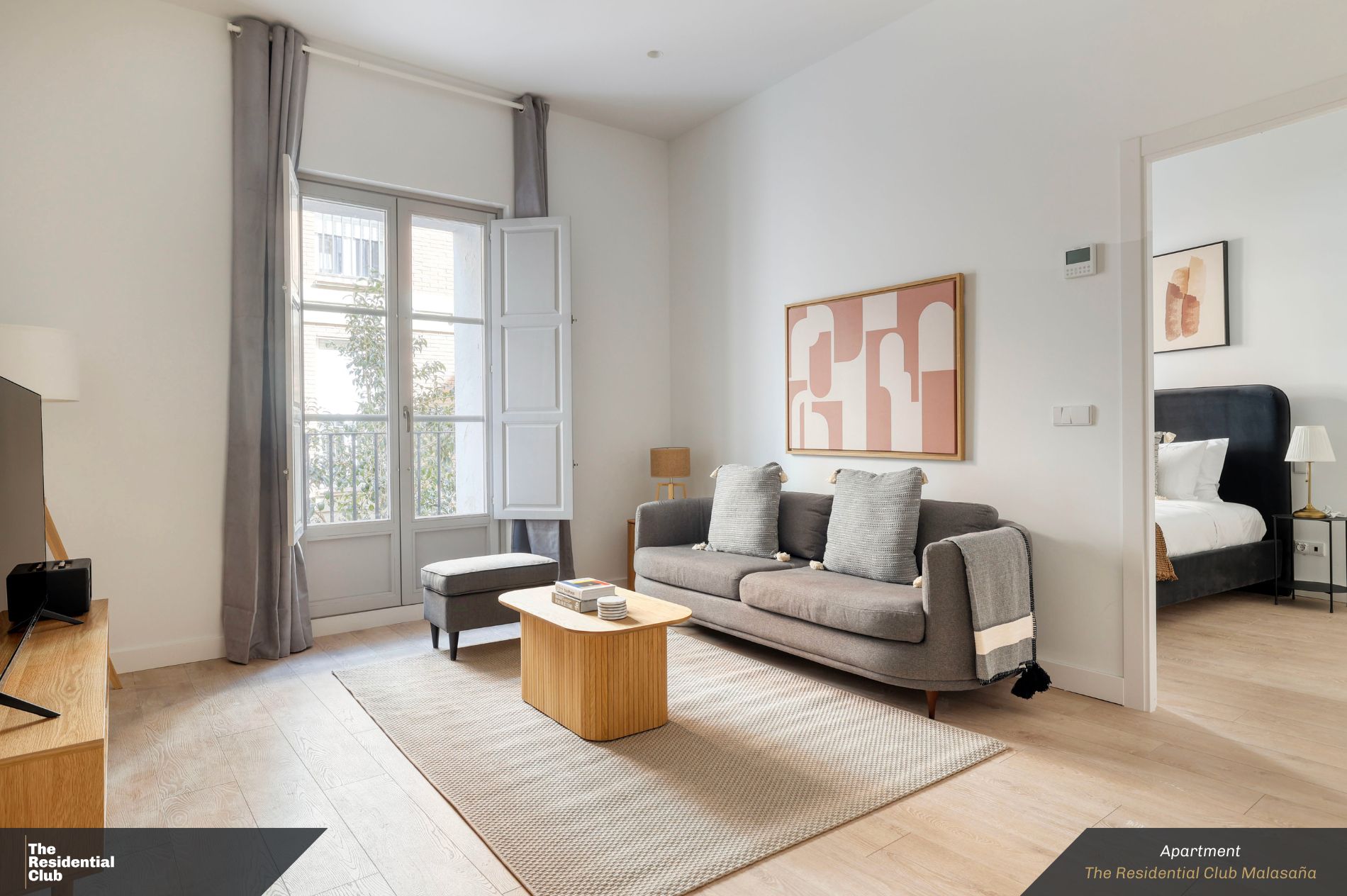 Sala d'estar de Apartament de lloguer en  Madrid Capital amb Aire condicionat, Calefacció i Parquet