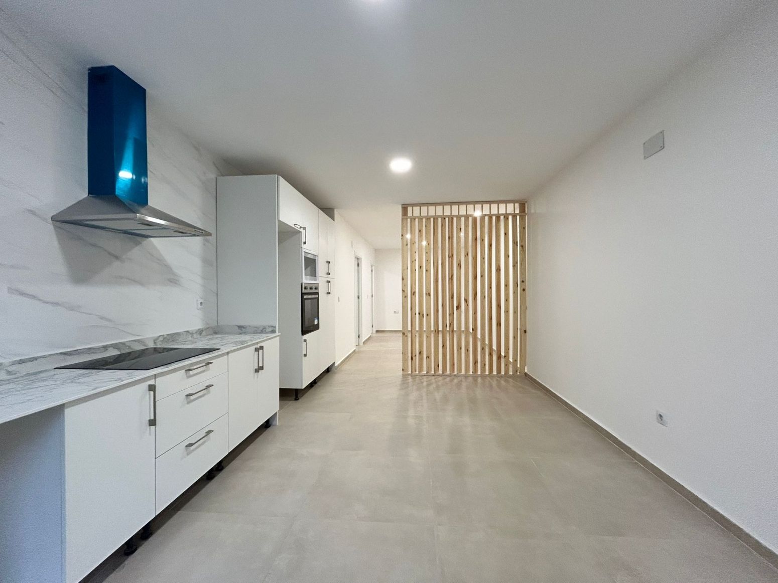 Cuina de Pis de lloguer en Quart de Poblet amb Traster