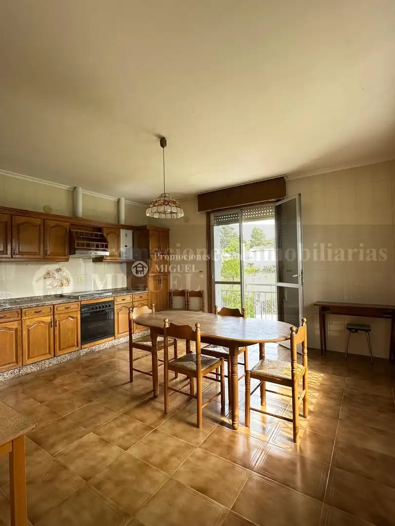 Chalet con jardín en venta en Verín, imagen 6