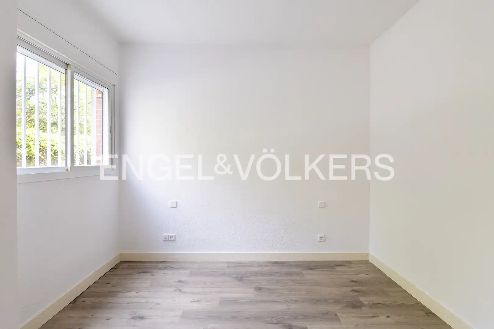 Bedroom of Flat for sale in Alcobendas  with Heating, Storage room and Swimming Pool