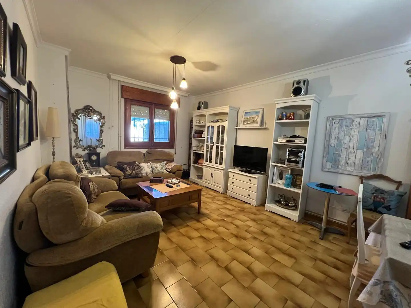 Sala de estar de Casa o chalet en venta en Aranjuez con Aire acondicionado, Calefacción y Jardín privado