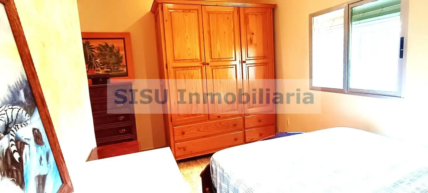 Dormitori de Finca rústica en venda en Pedralba amb Jardí privat, Terrassa i Piscina