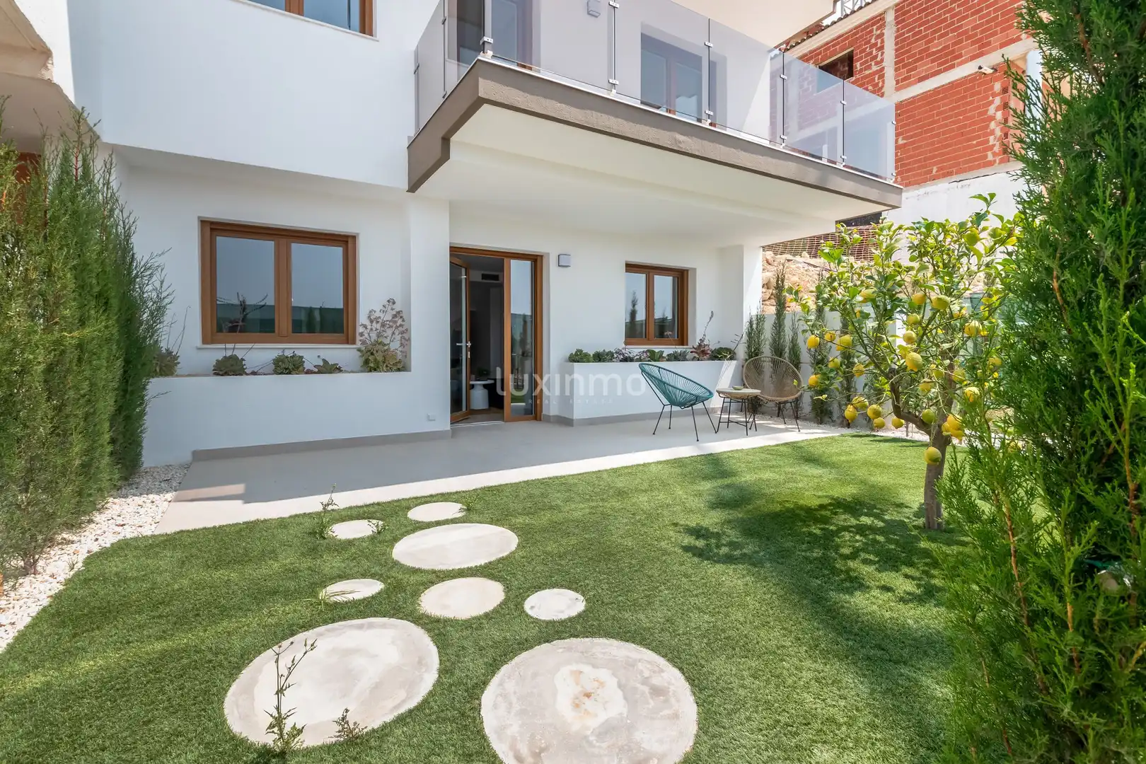 Xalet amb piscina en venda a Montebello - Nou Espai