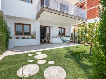 Villa avec piscine à vendre à Montebello - Nou Espai