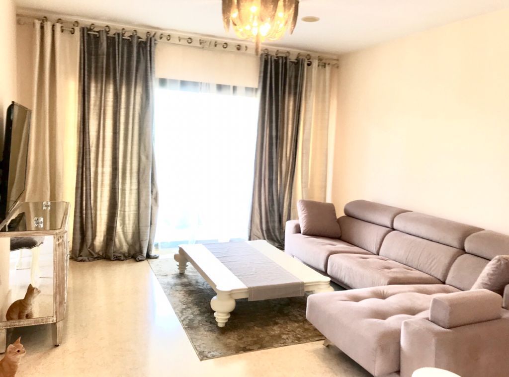 Living room of Flat to rent in Benahavís  with Air Conditioner, Terrace and Swimming Pool