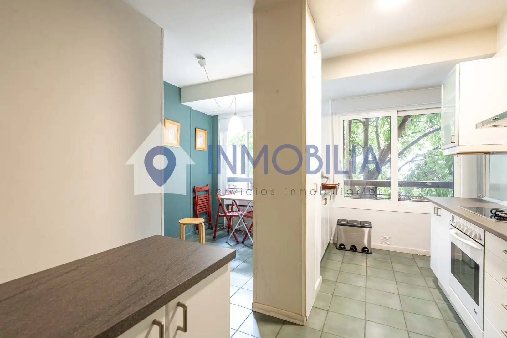 Cocina de Piso en venta en Madrid con Calefacción, Jardín privado y Trastero