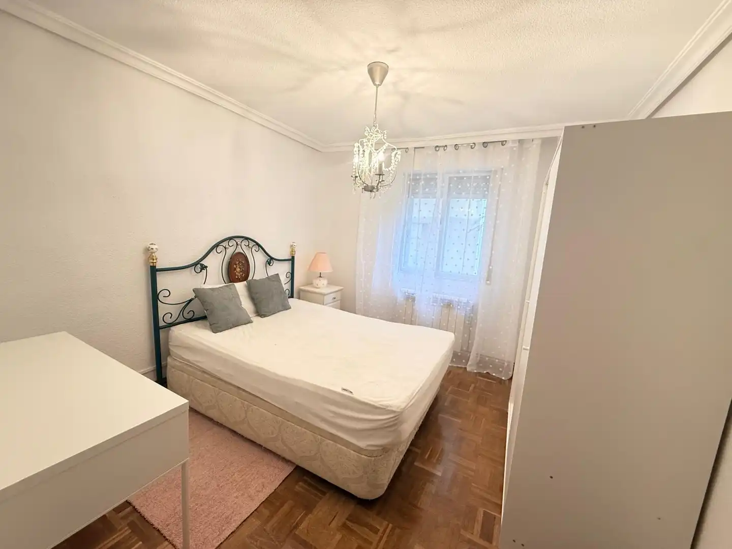 Bedroom of Flat for rent in Ciudad Lineal