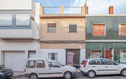 Exterior view of Single-family semi-detached for sale in Alzira