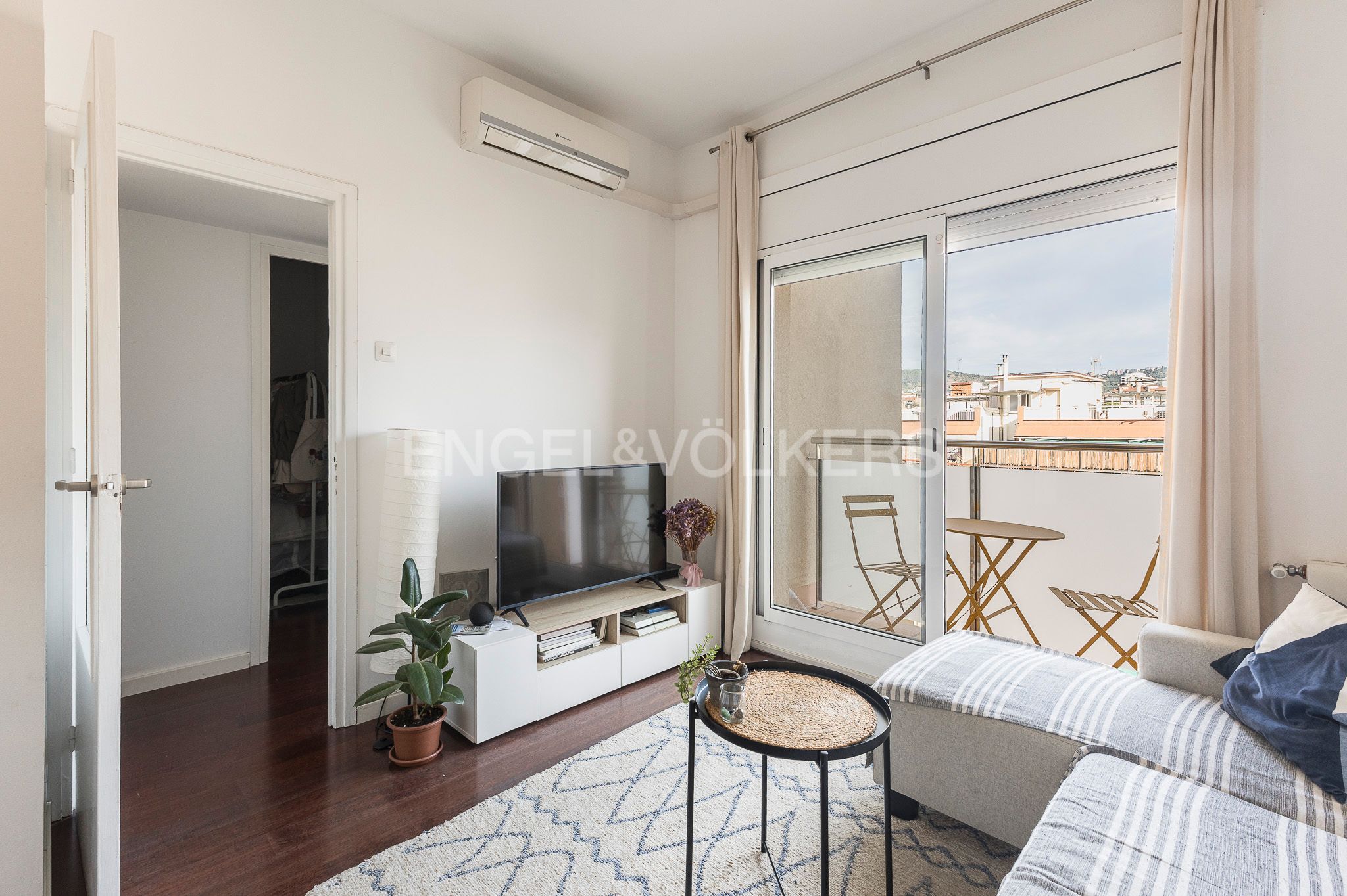 Sala d'estar de Apartament en venda en  Barcelona Capital amb Aire condicionat, Calefacció i Balcó