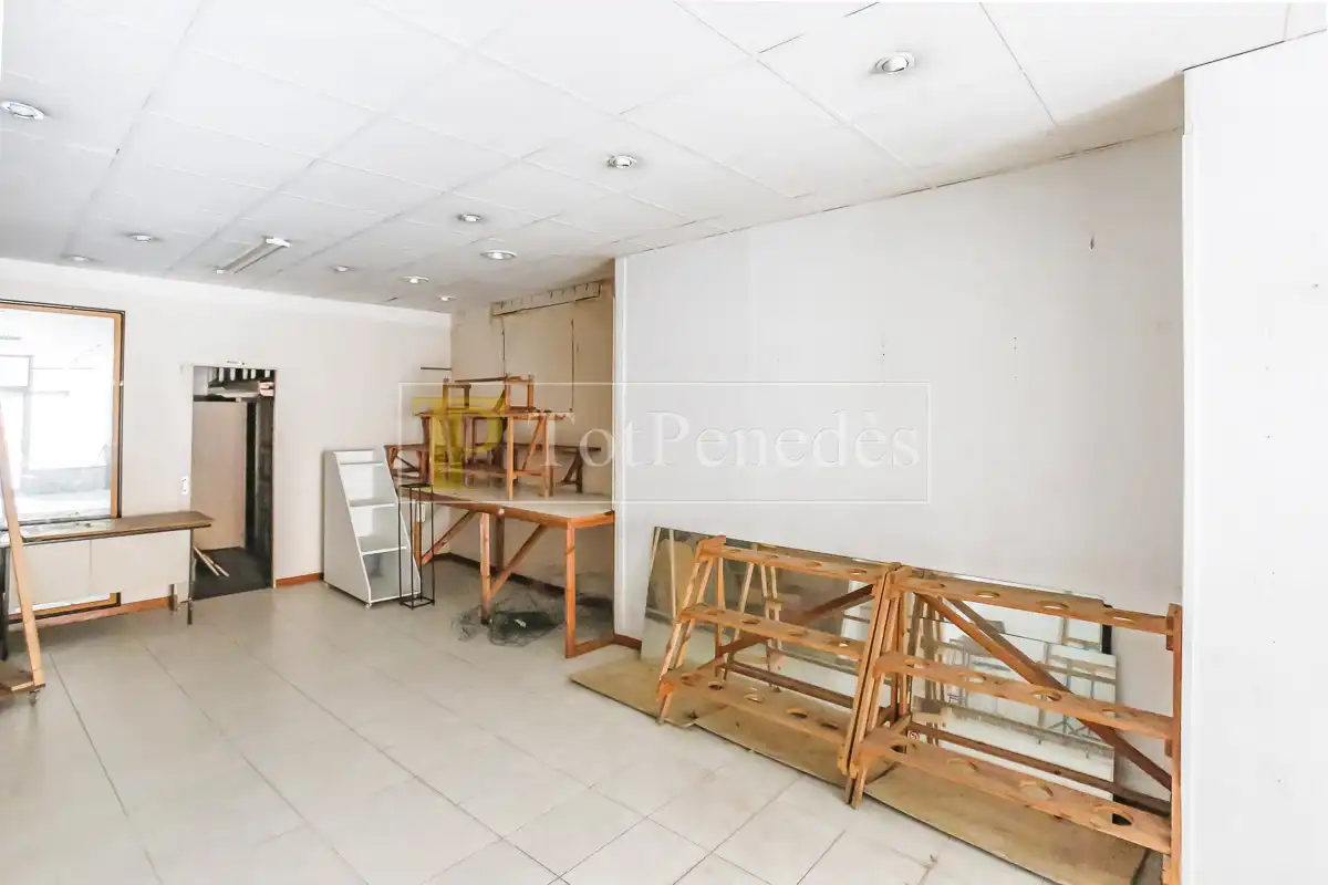 Local comercial de lloguer a Centre Vila, imagen 5