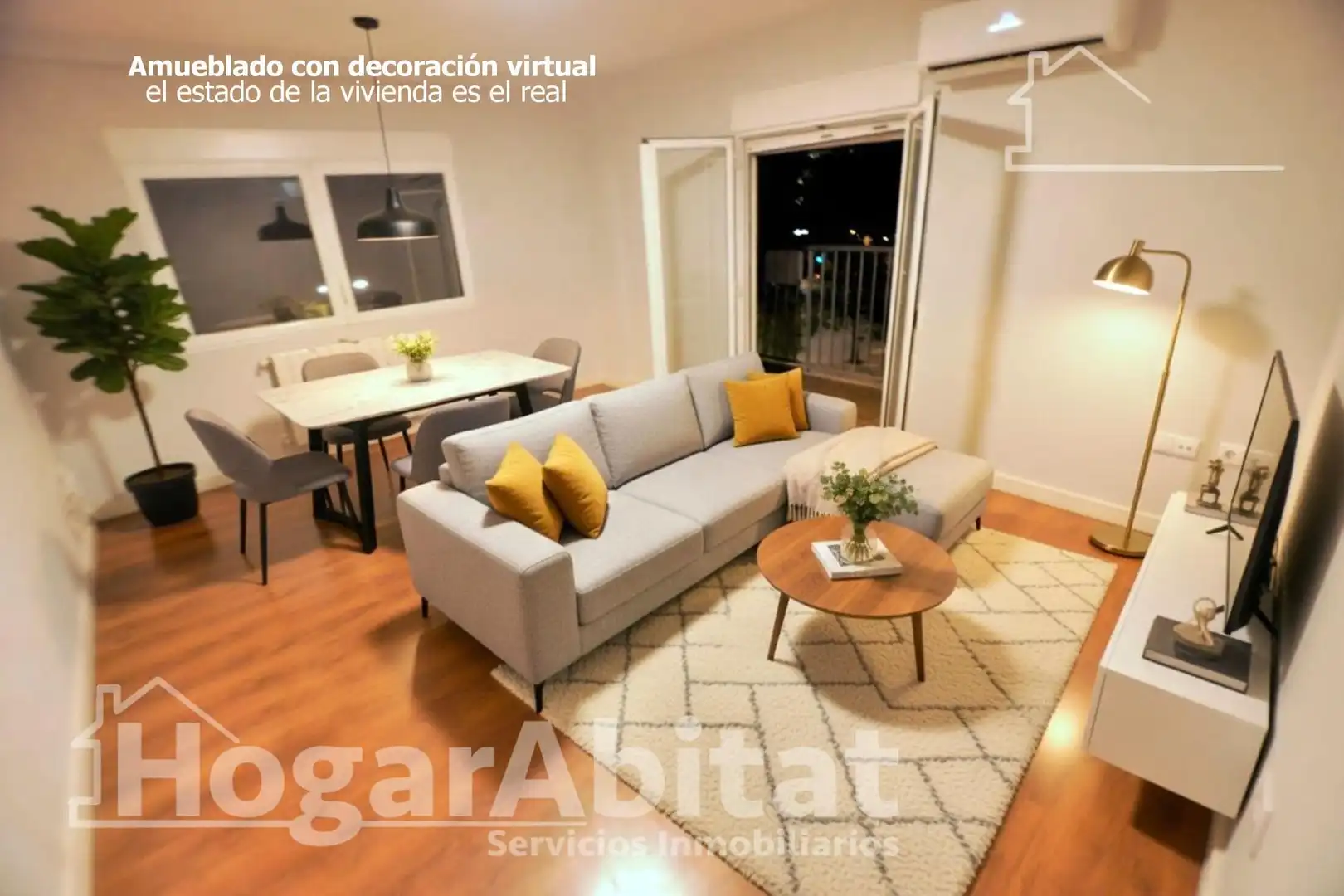 Living room of Flat for sale in Valencia  with Air Conditioner, Heating and Parquet flooring