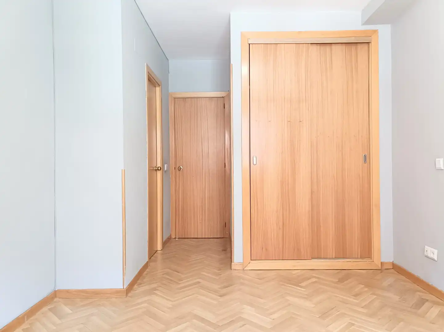Flat for rent in Madrid  with Heating, Parquet flooring and Terrace